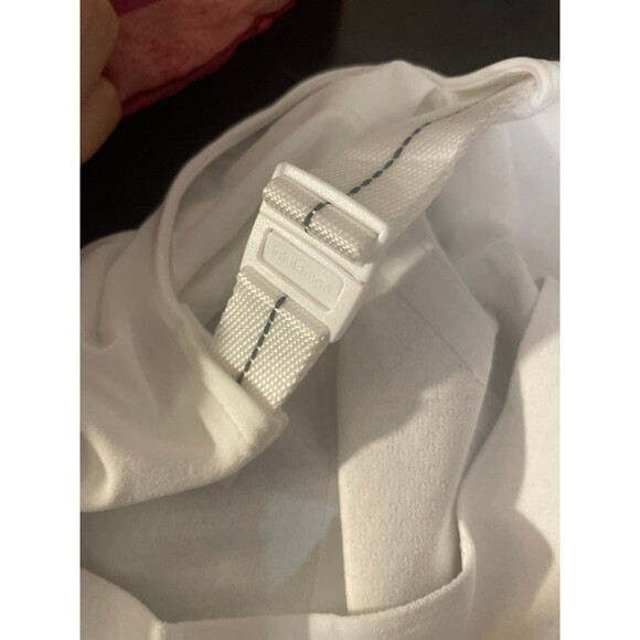 Lululemon women’s hat white - Picture 4 of 5